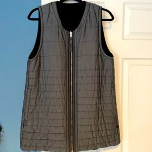 Lululemon Lab reversible vest